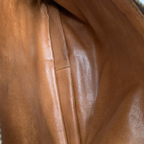 Louis Vuitton Eclair Zipper Nile Shoulder Handbag - Picture 13 of 15